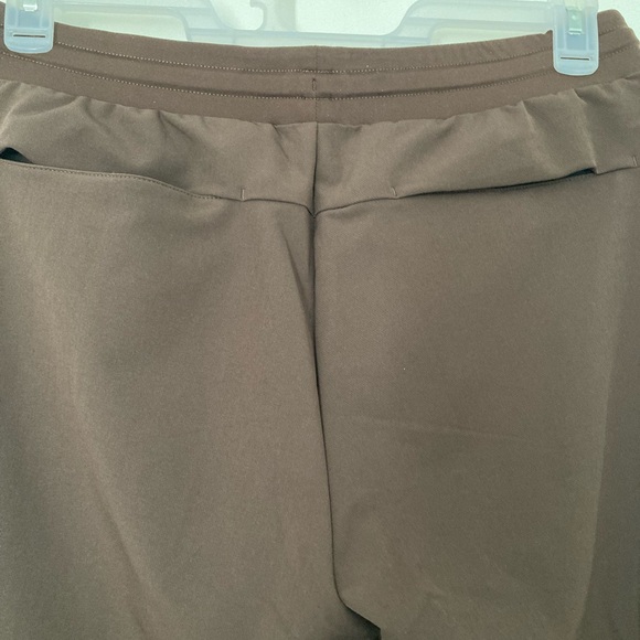 NWOT UNRL Performance Jogger - Picture 4 of 9